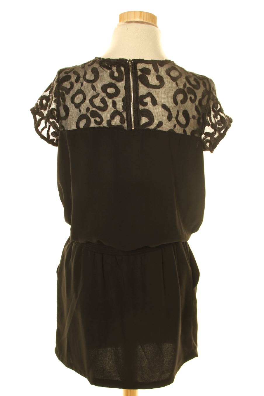 Robe casual Best Mountain de la taille S, de couleur noir