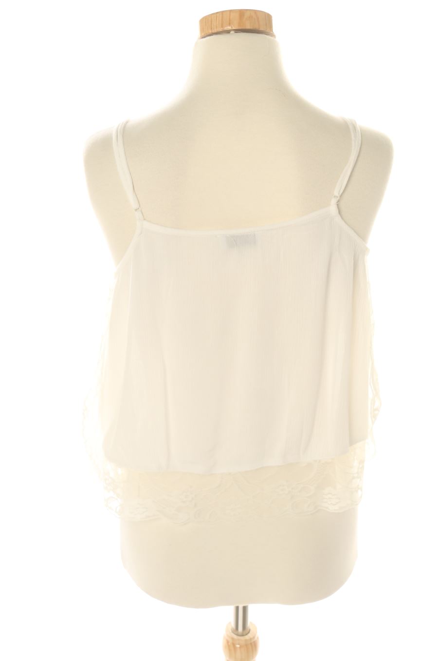 Top de Pull & Bear de la talla S, de color blanco