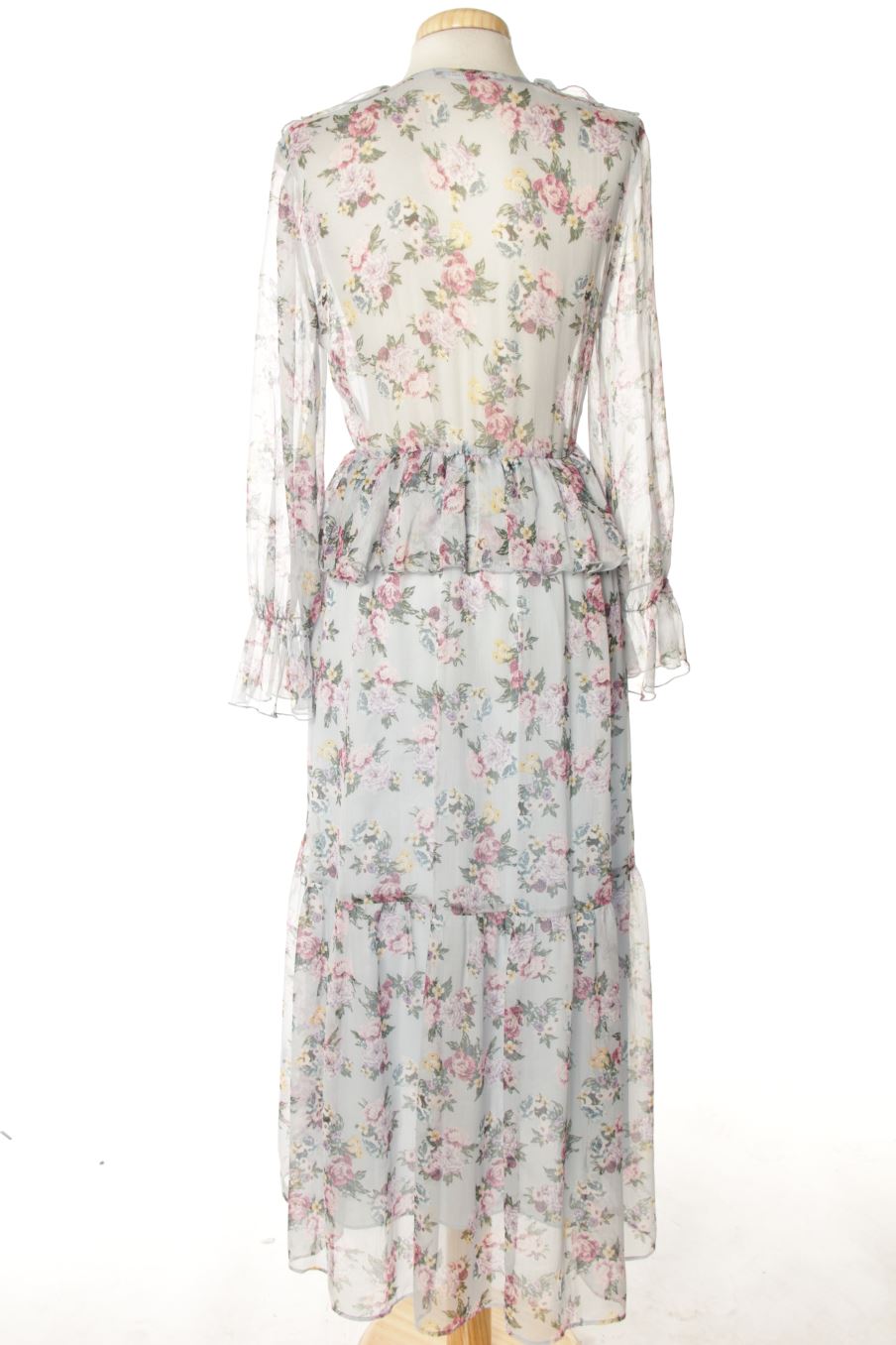 Vestido casual de Zara de la talla S, de color flores