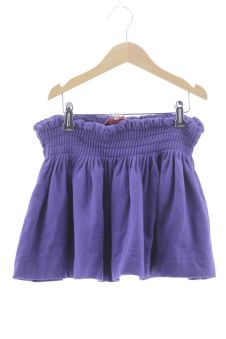 Aufwändiger Rock 140 Neck & Neck