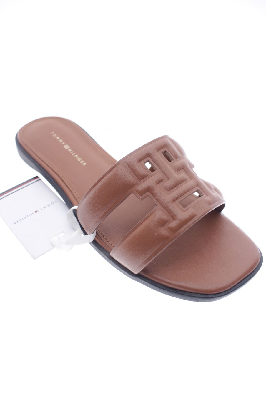 Sandales plates de Tommy Hilfiger de la taille 36, de couleur marron de
