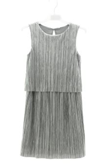 Aufwändiges Kleid 140 PERCENTIL
