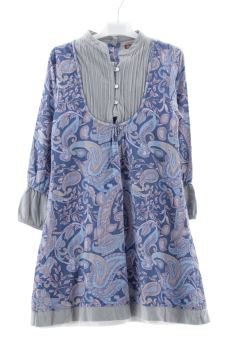 Aufwändiges Kleid 164 The first oulet