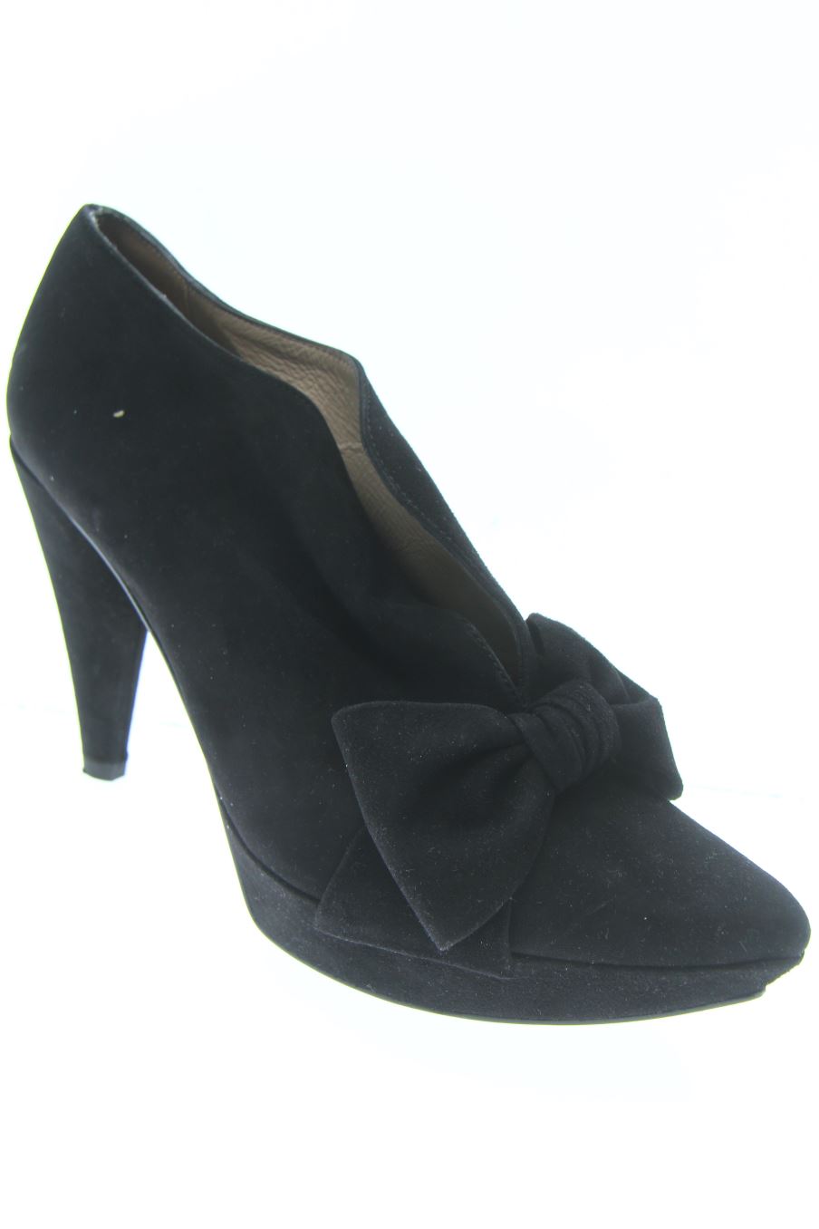 Schuhe mit Absatz von EZzio in der Grösse 39, in der Farbe schwarz aus