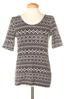 Maglietta M H&M, foto 1 di 2
