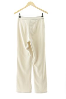 Pantalón 34 Stradivarius