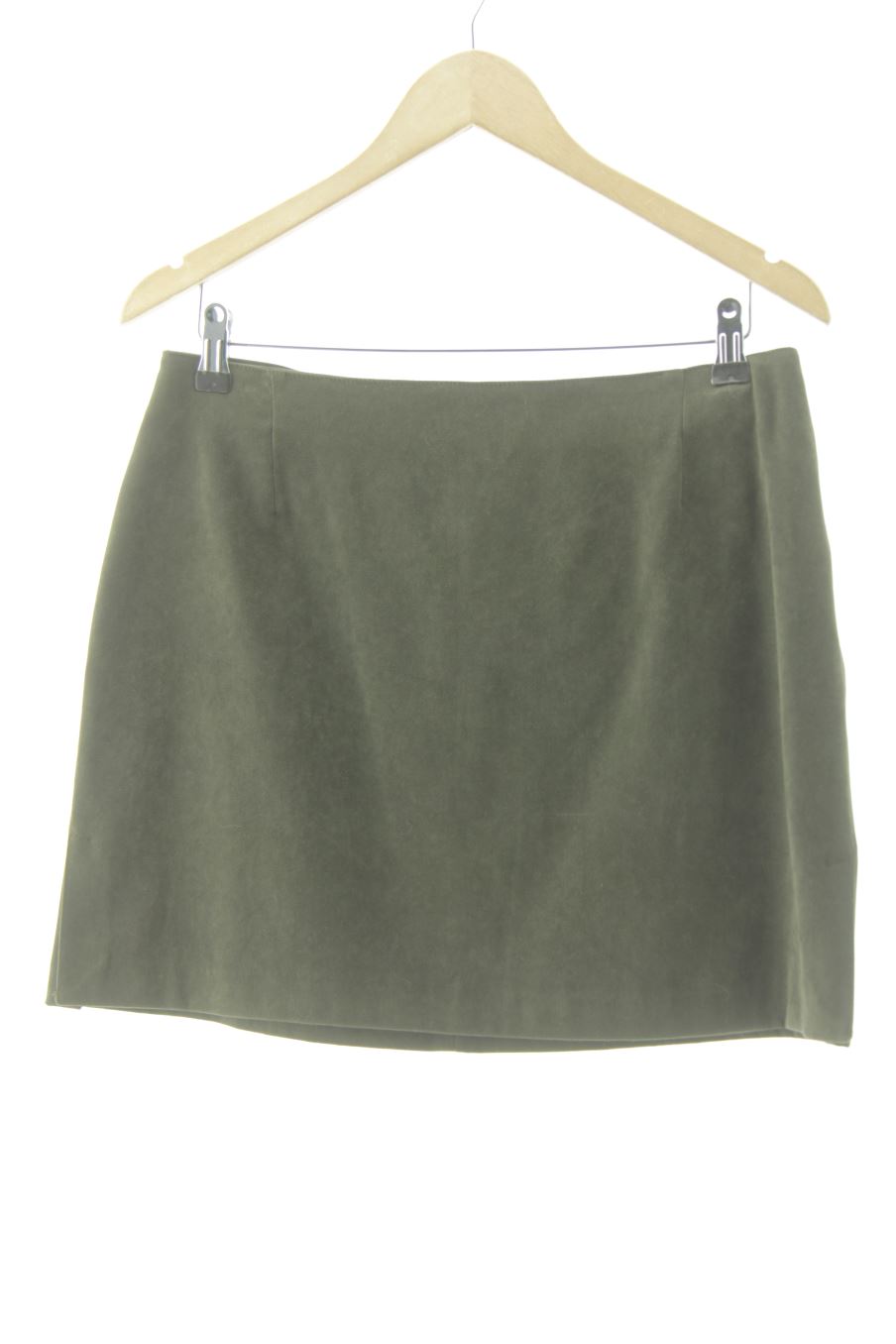 Jupe Zara de la taille 42, de couleur vert