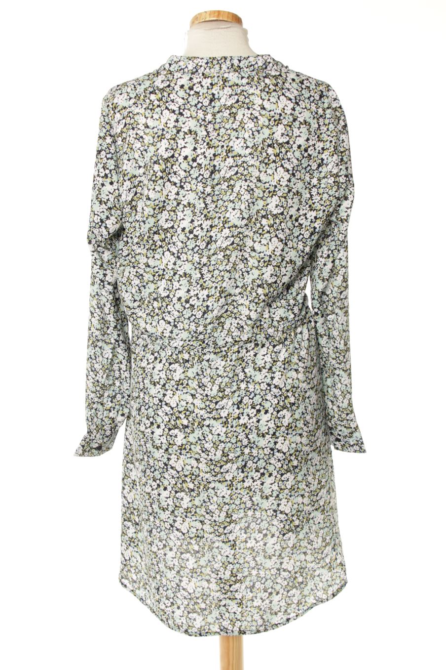 Robe casual Only de la taille S, de couleur fleurs