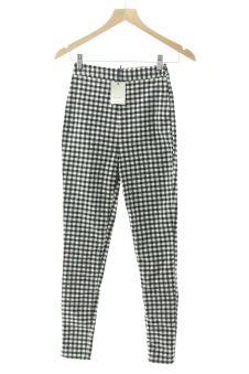 Pantalon 34 Stradivarius