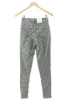 Pantalon 34 Stradivarius