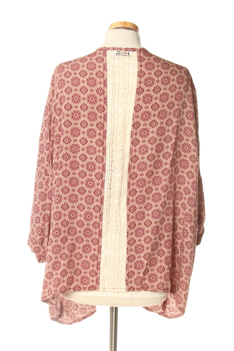 Kimono de Pull & Bear de la talla M, de color estampado