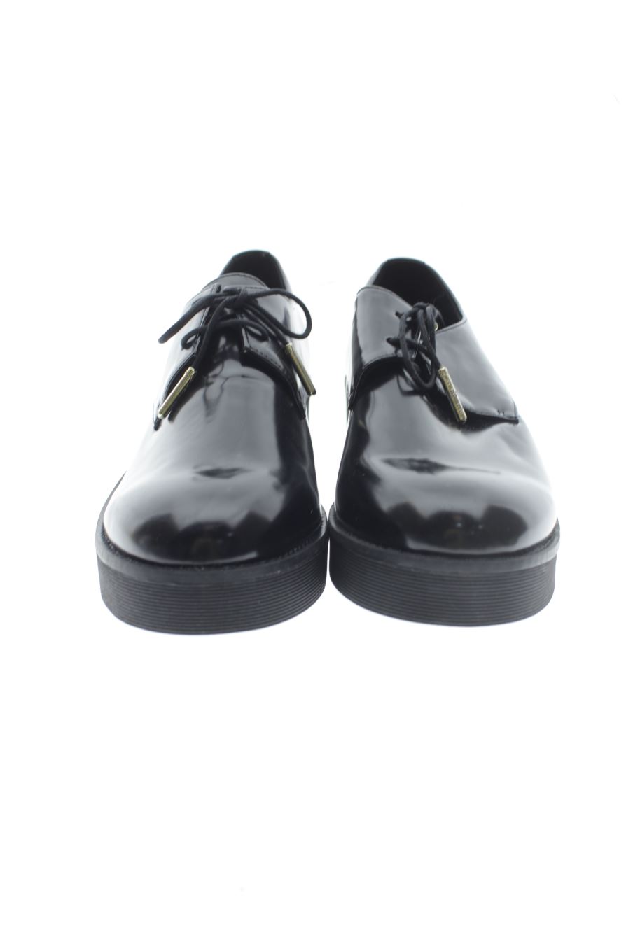 Zapatos planos de Stradivarius de la talla 40, de color negro de