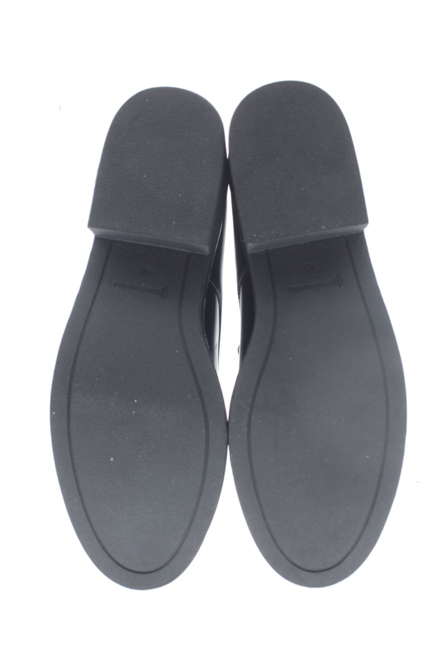 Zapatos planos de Stradivarius de la talla 40, de color negro de