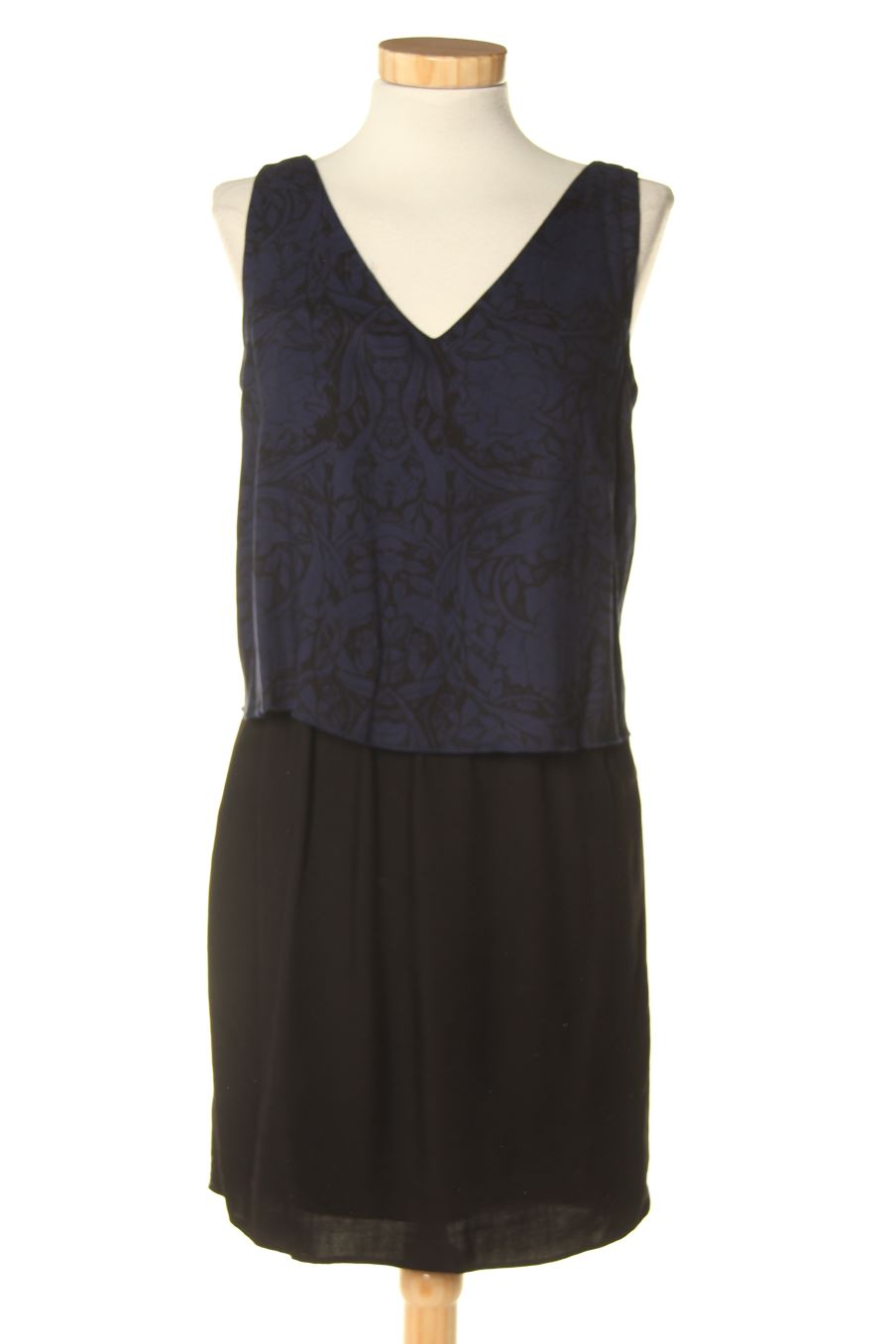 Robe casual Naf Naf de la taille 34, de couleur noir