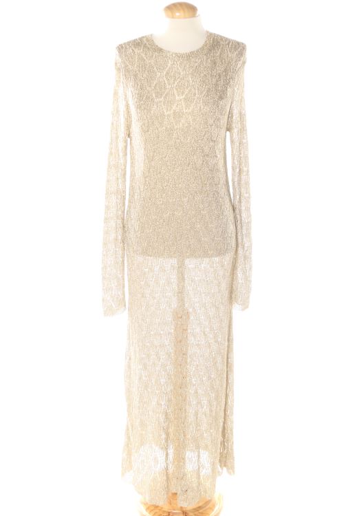 Aufwändiges Kleid