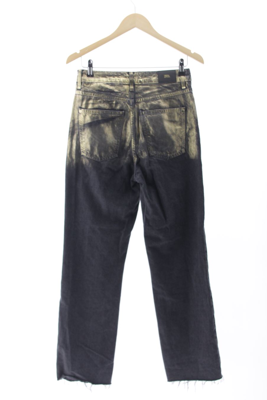 Jeans Zara de la taille 36, de couleur doré de denim