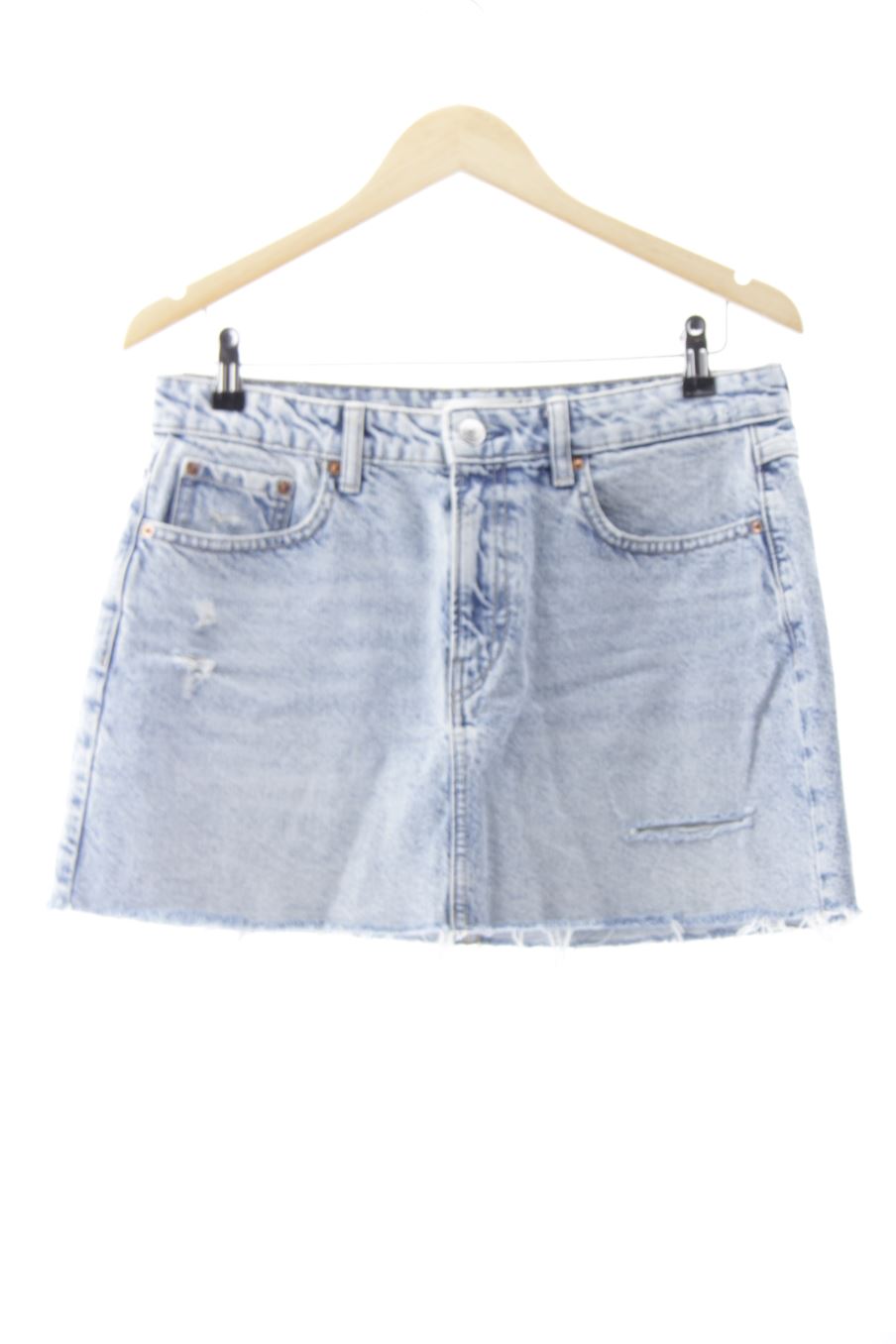 Jupe Stradivarius de la taille 40, de couleur bleu de denim