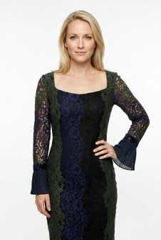 Aufwändiges Kleid S Uterqüe