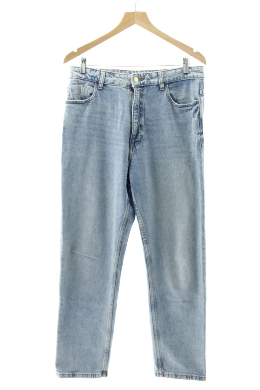 Vaquero de Zara de la talla 42, de color azul de ropa vaquera
