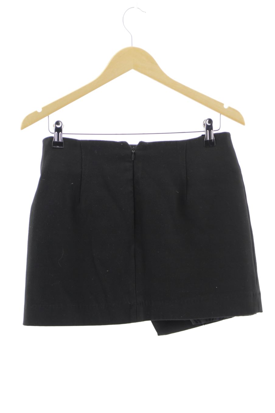 Jupe Zara de la taille M, de couleur noir