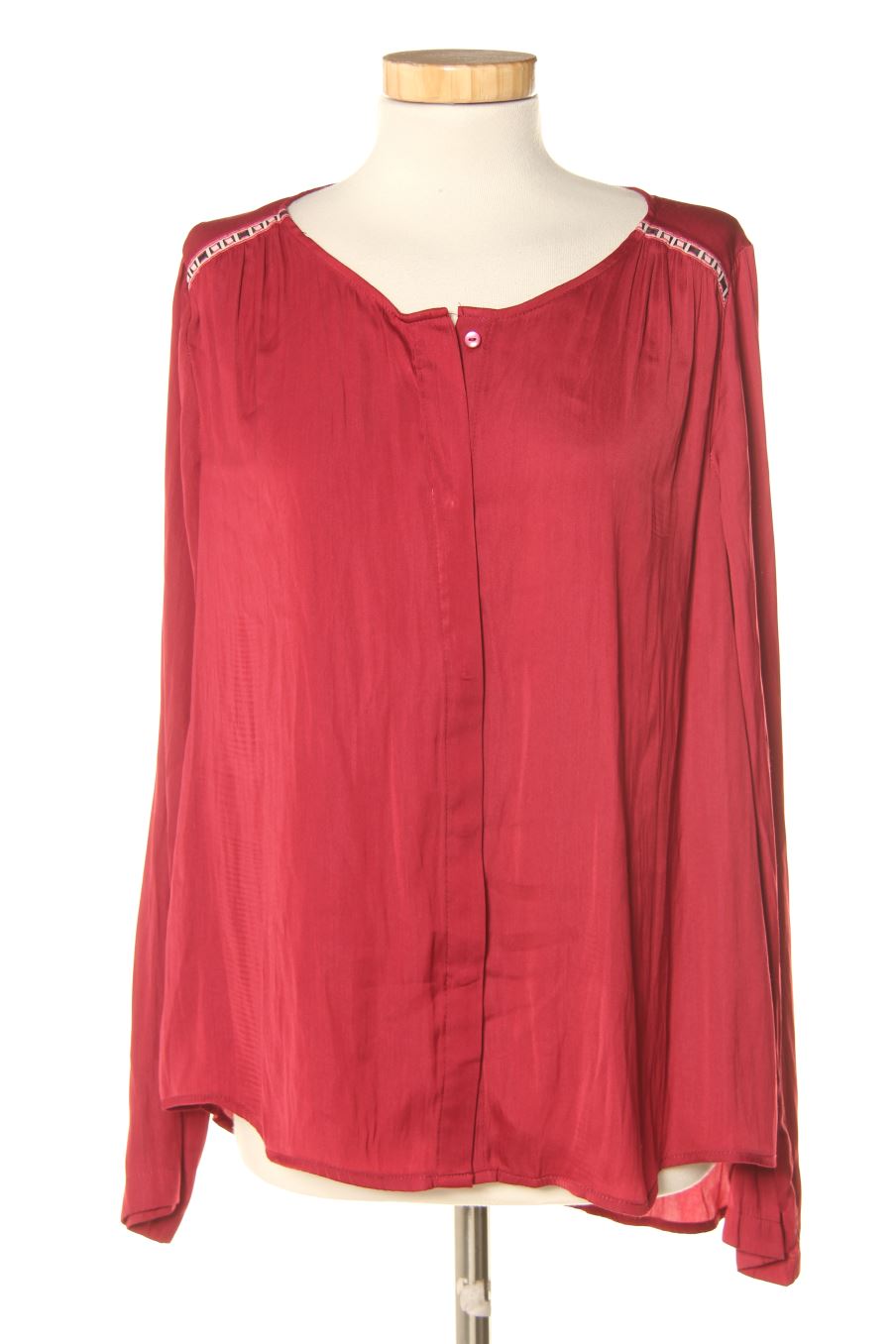 Camisa de Vila de la talla M, de color rojo
