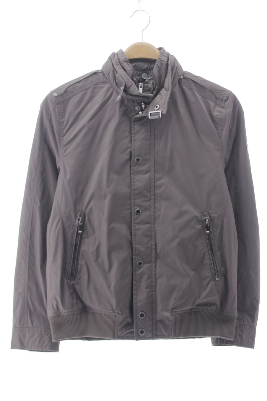 Cazadora de Pedro del Hierro de la talla S
