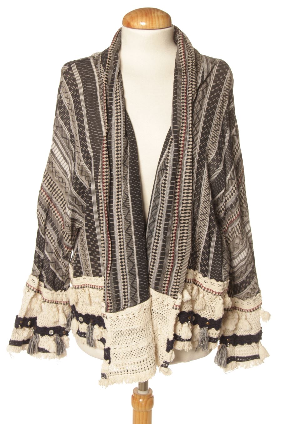 Kimono de Zara de la talla M, de color rayas