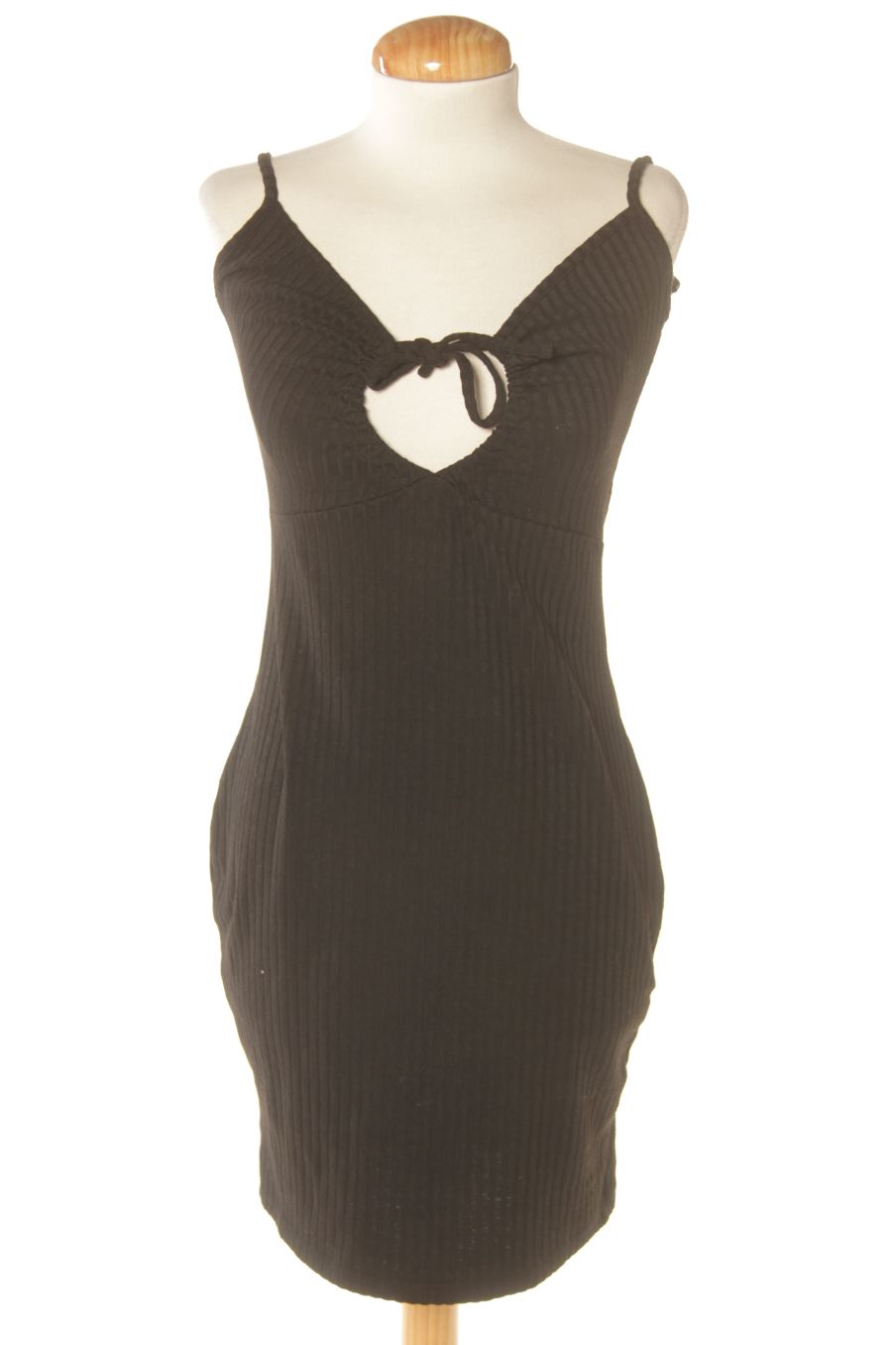 Robe casual H&M de la taille S, de couleur noir