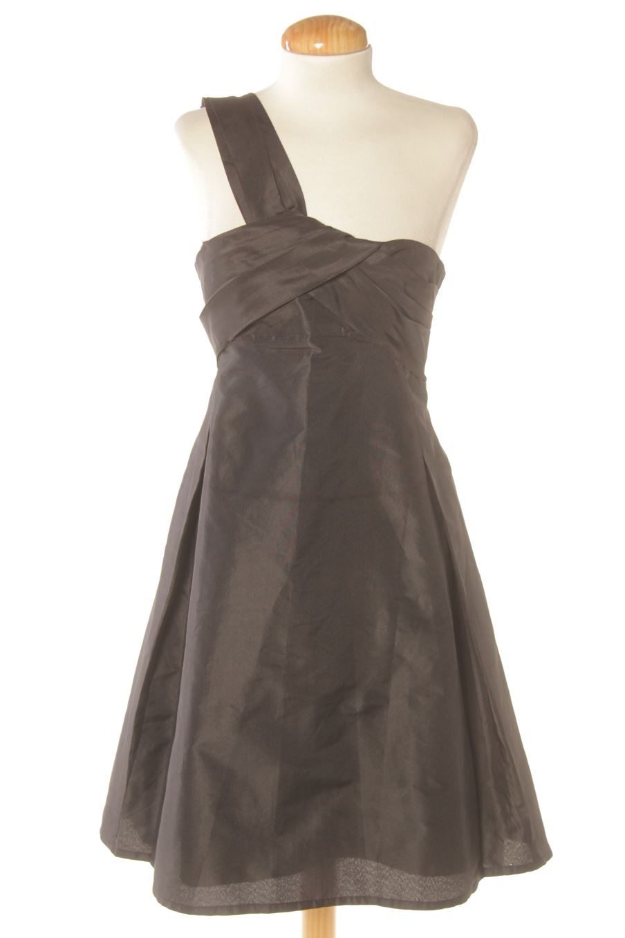 Vestido elegante de U (by Adolfo Dominguez) de la talla 40, de color negro