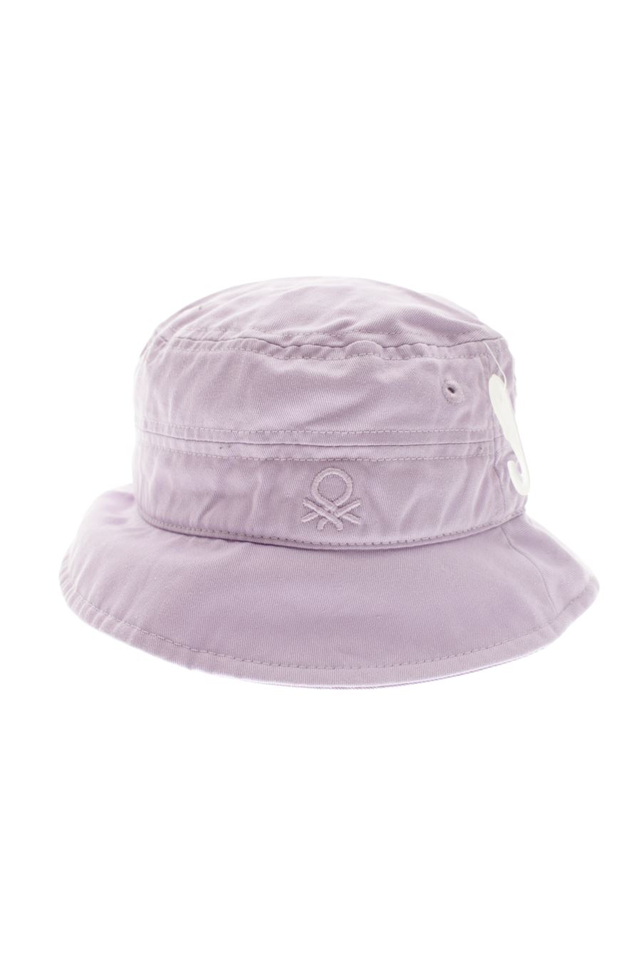 Bonnet Benetton de la taille 46 cms avec une étiquette