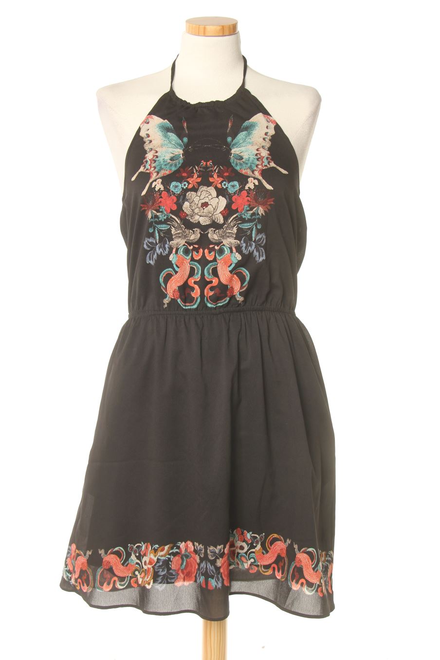 Robe casual Pull & Bear de la taille M, de couleur noir
