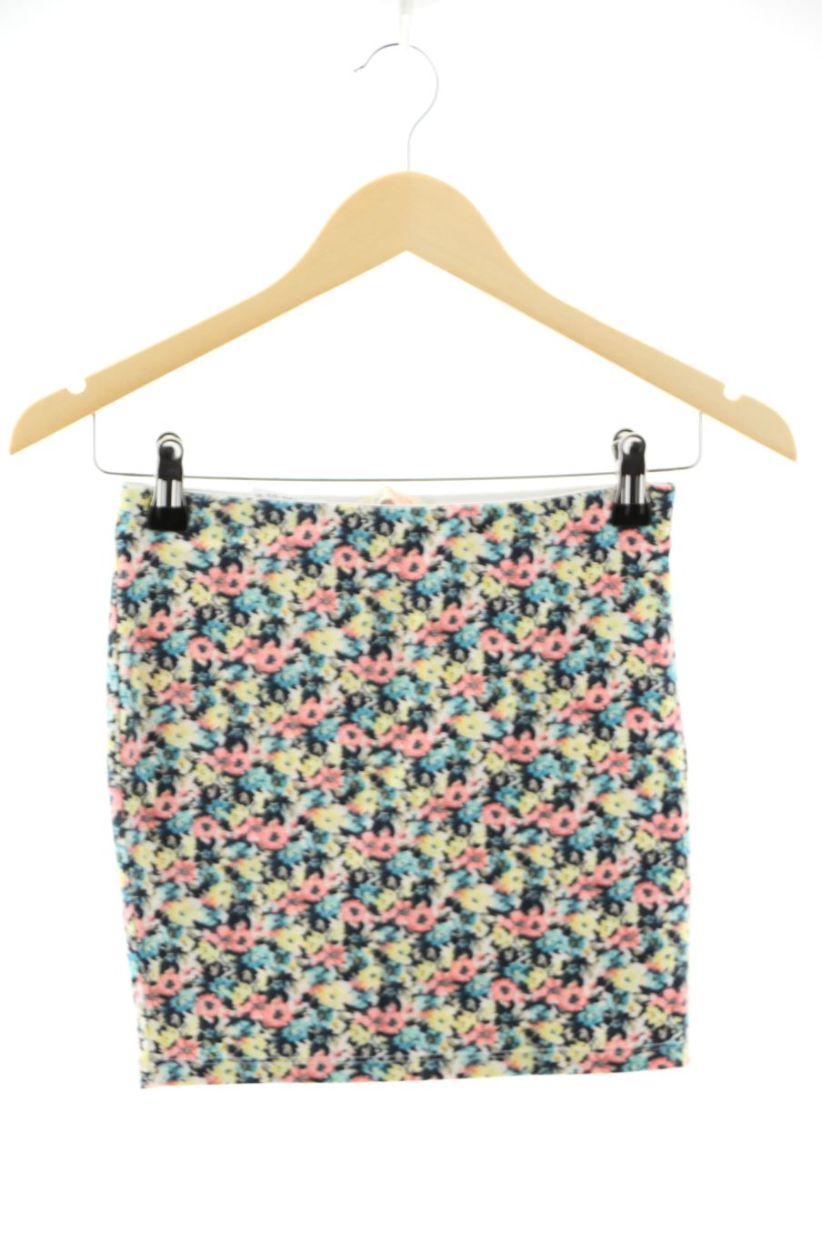 Faldas de Bershka de la talla S, de color flores