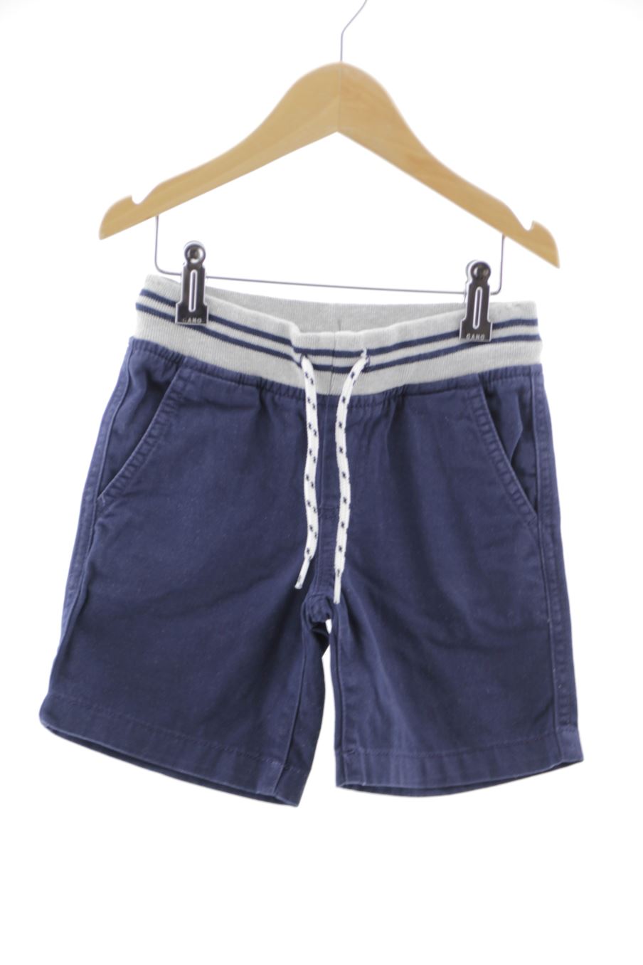Short C&A de la taille 4 ans de seconde main