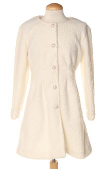 Mantel S Oh My Looks