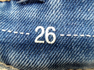 Jeans Levi's de la taille 36, de couleur bleu de denim