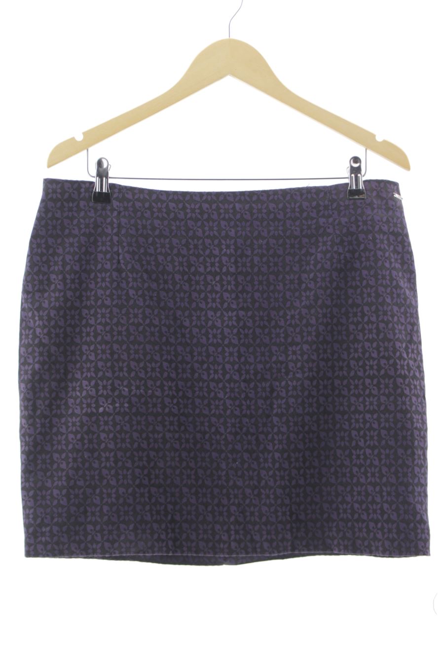 Jupe La City de la taille 42, de couleur pourpre