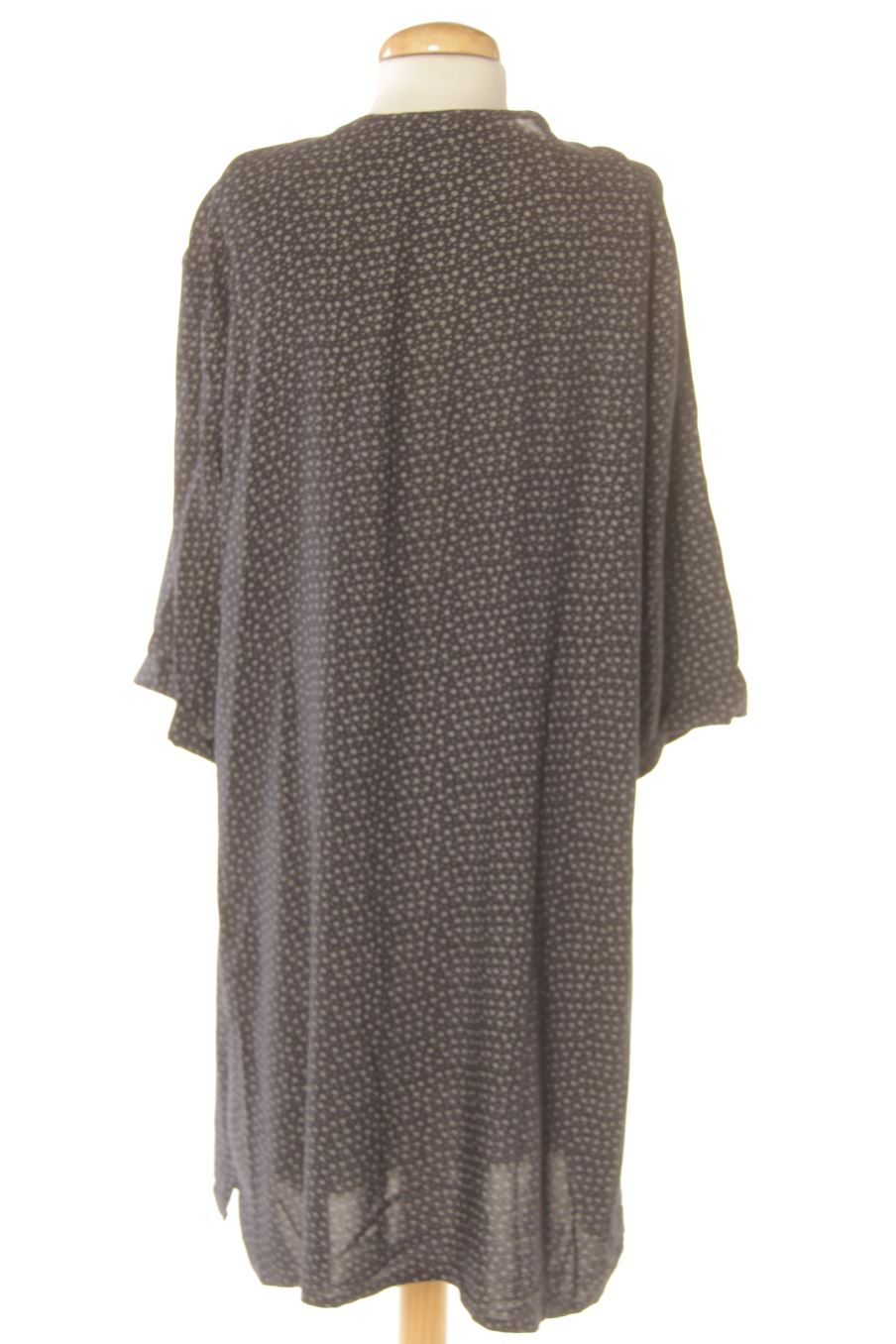 Robe casual H&M de la taille 38, de couleur bleu marine
