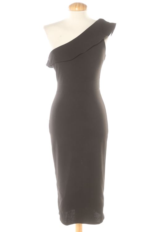 Aufwändiges Kleid