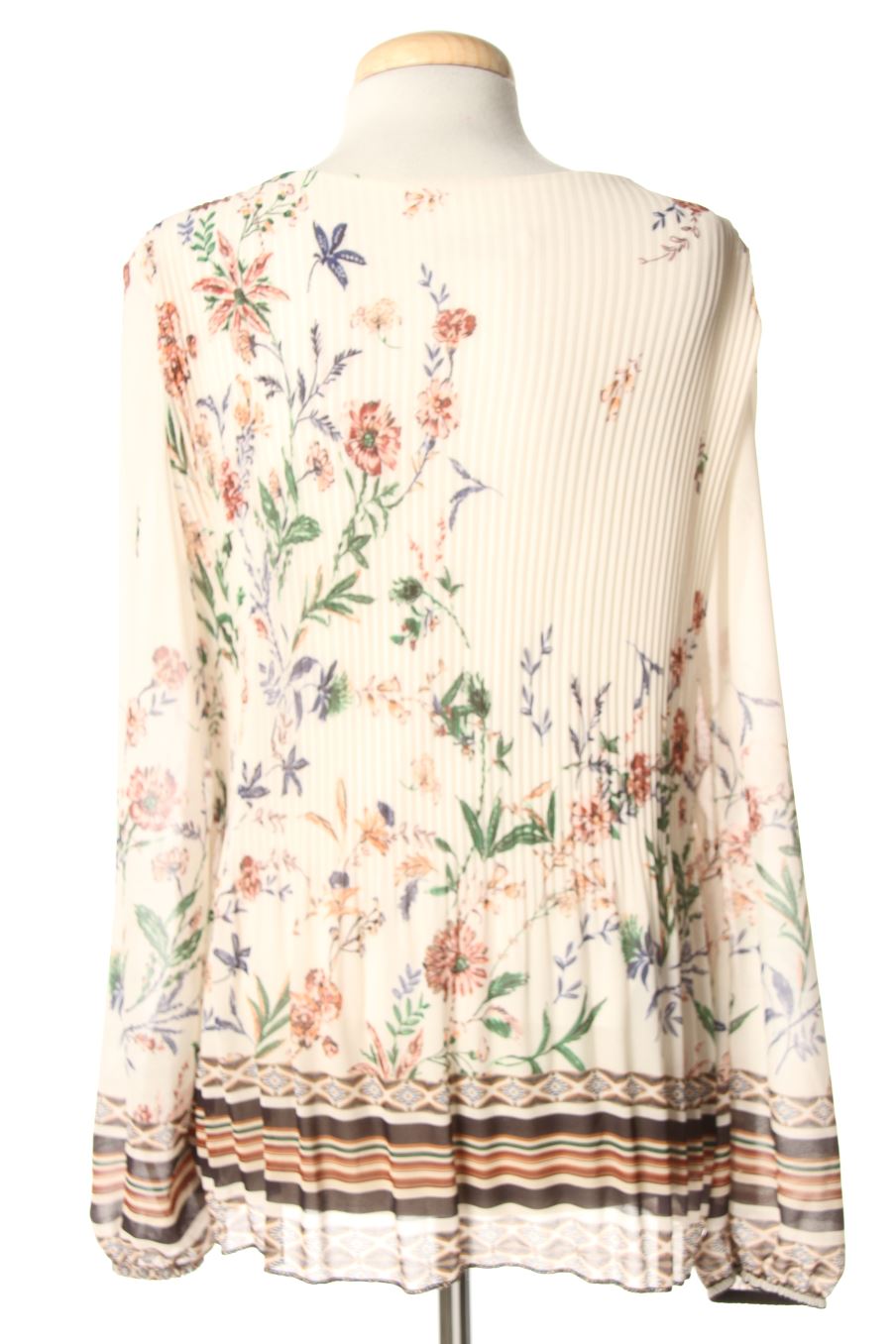 Blouse à manches longues New collection de la taille S, de couleur fleurs