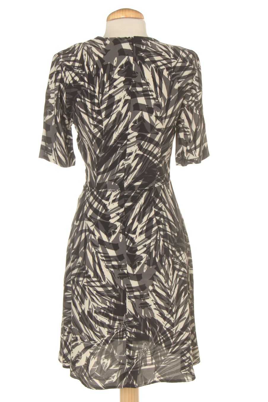 Robe casual Mango de la taille XS, de couleur imprimés