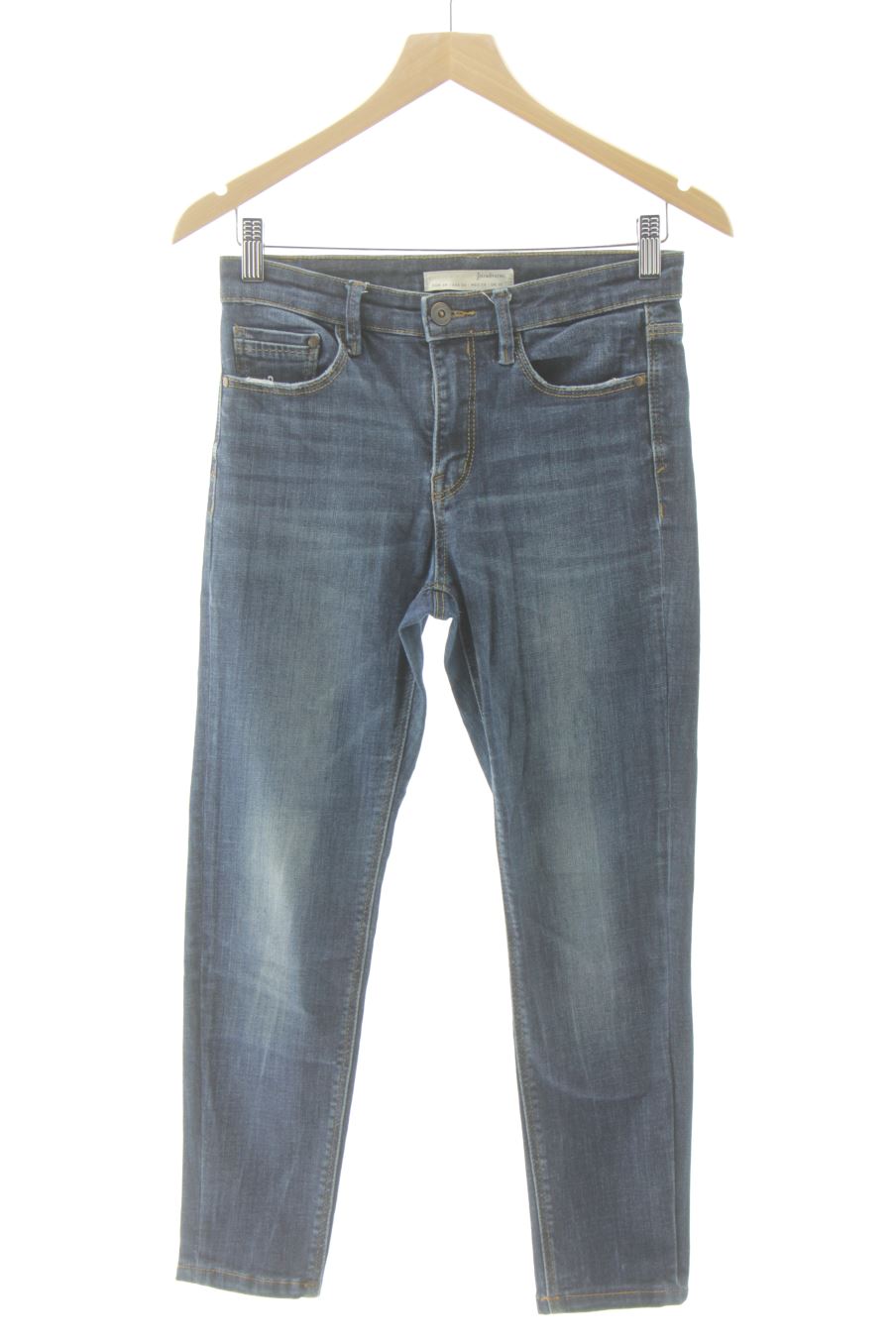 Jeans Stradivarius de la taille 38, de couleur bleu de denim