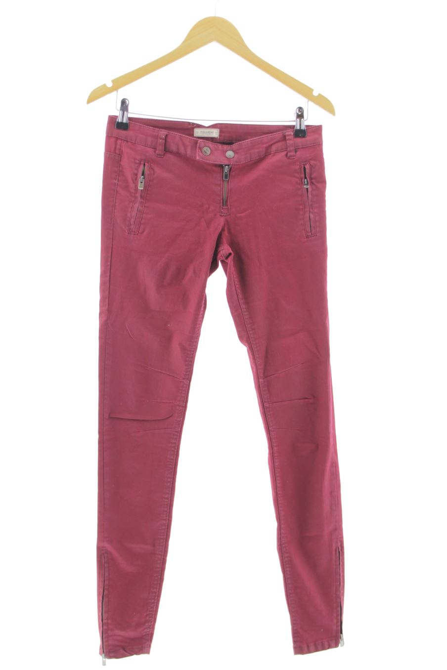 Vaquero de Pull & Bear de la talla 38, de color rojo de ropa vaquera