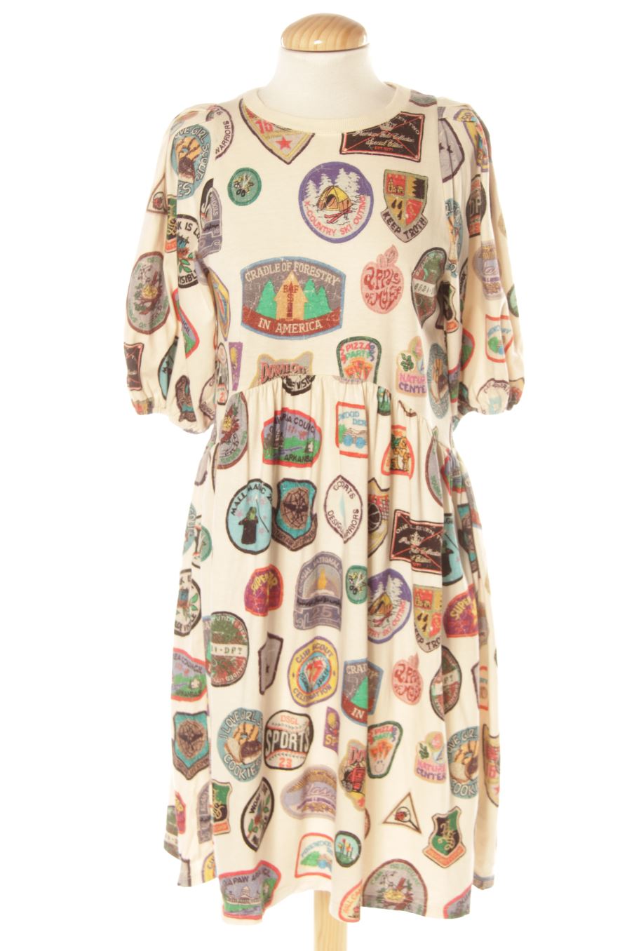 Robe casual Desigual de la taille M, de couleur imprimés