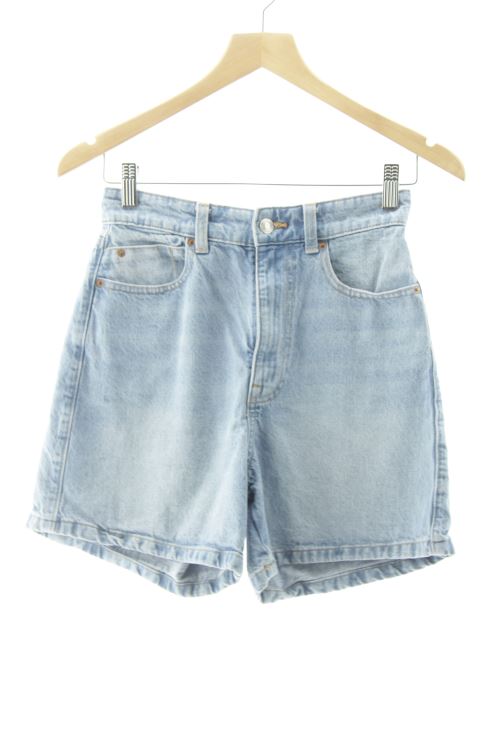 Pantalón corto