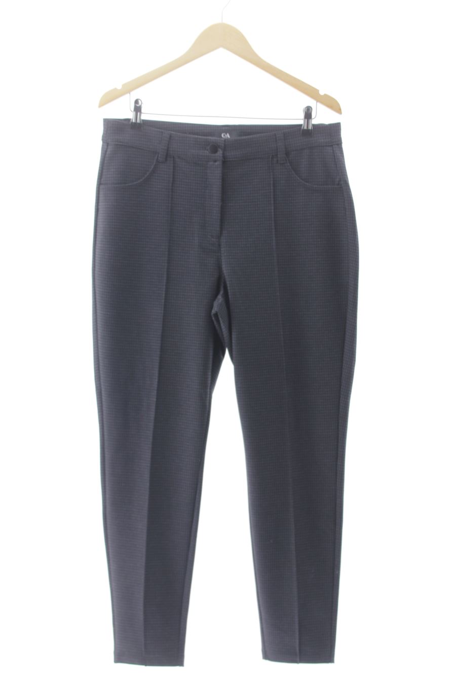Pantalon C&A de la taille 38, de couleur carreaux
