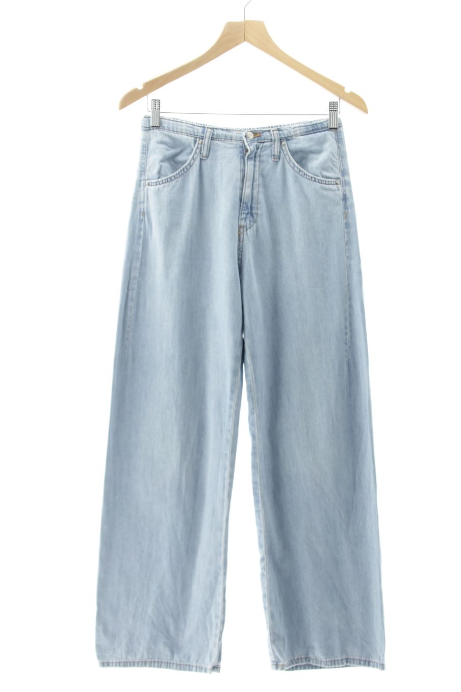 Jeans Zara de la taille 34, de couleur bleu de denim