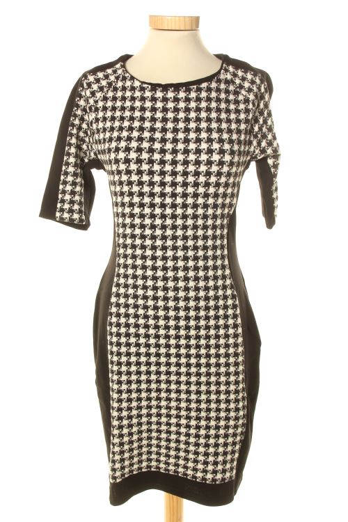 Einfaches Kleid