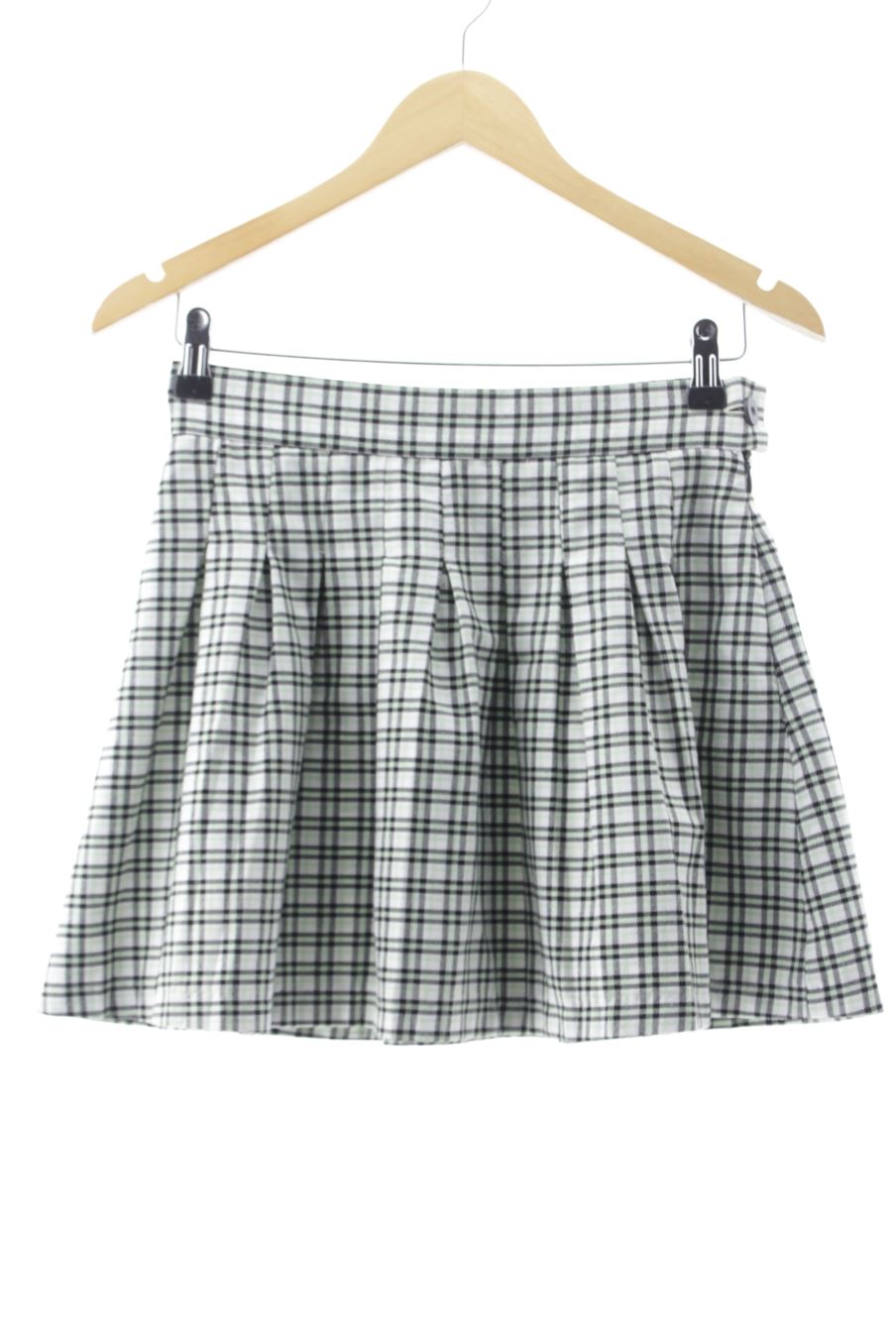 Jupe Bershka de la taille M, de couleur carreaux