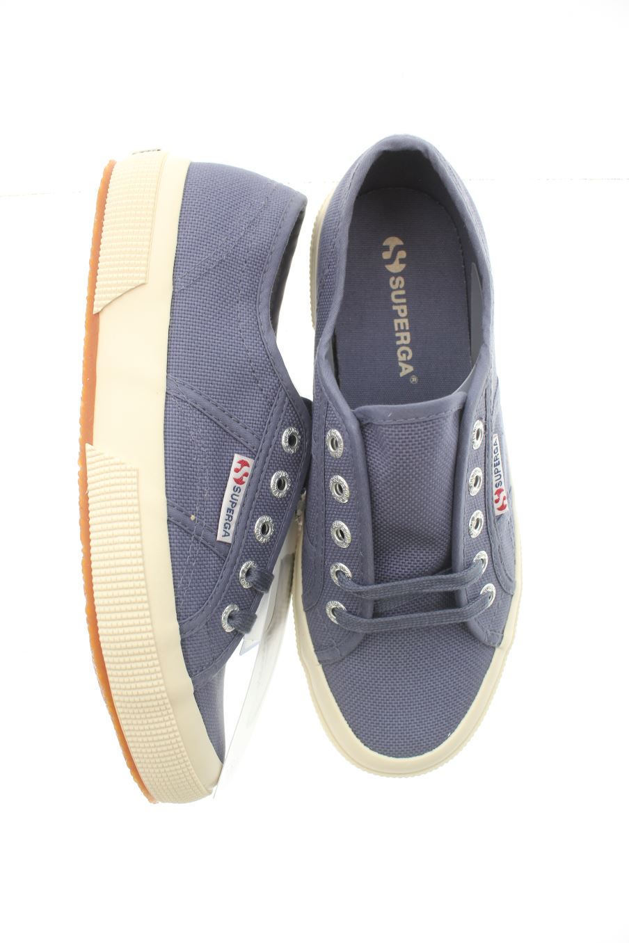Zapatillas de Superga de la talla 37 con etiqueta
