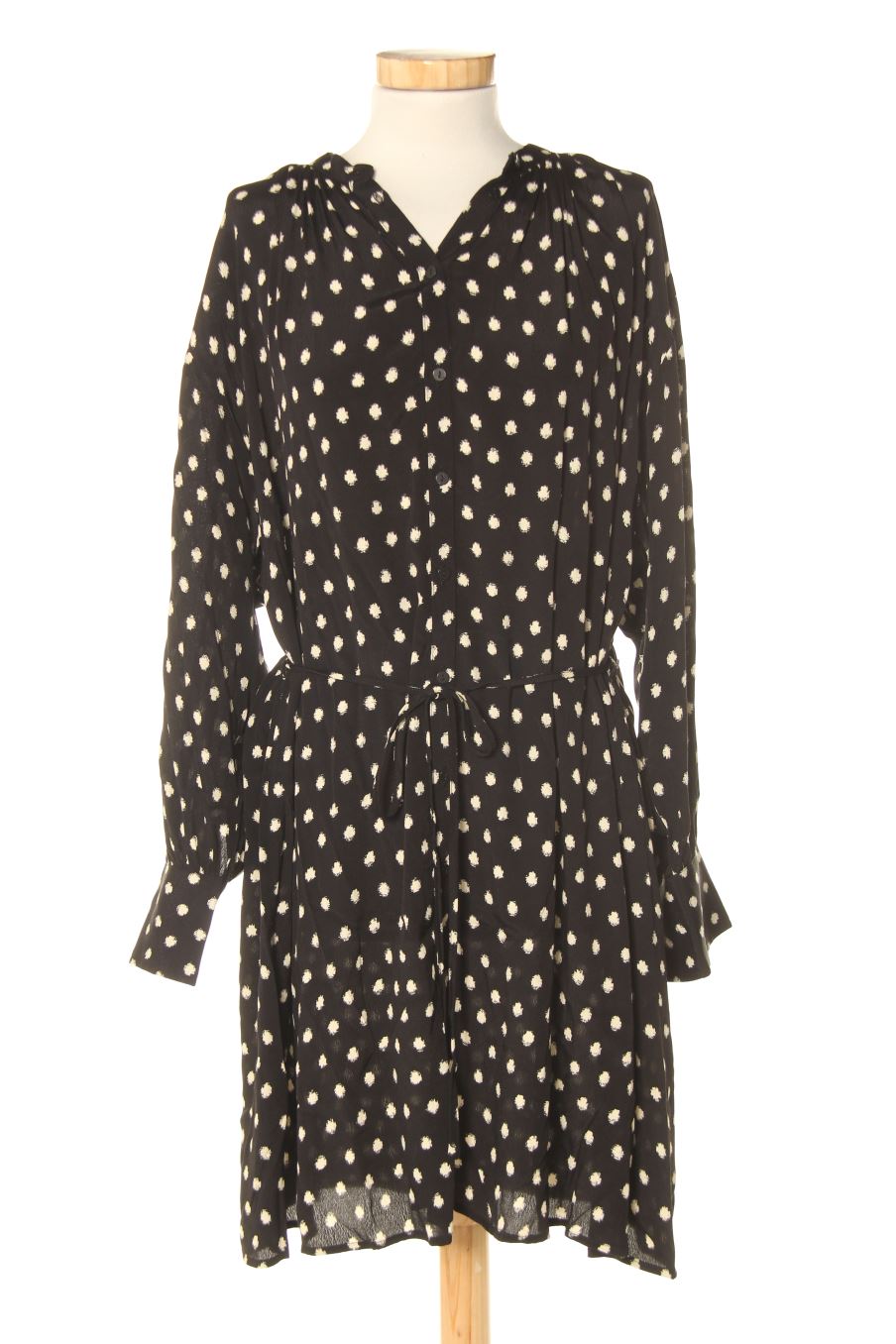 Robe casual Mango de la taille S, de couleur imprimés